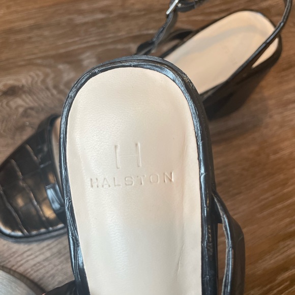 H by Halston Black Strap Block Heels Size 7 - Picture 6 of 6